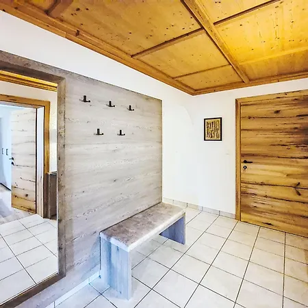 Schoeser By Interhome