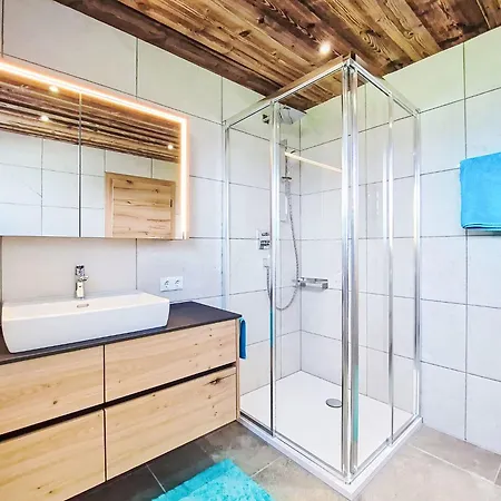 Schoeser By Interhome